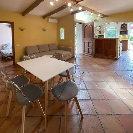 Hébergement de vacances Charmante Au Calme Absolu Nice